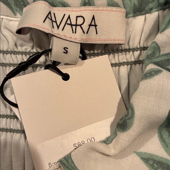 Avara Top - Picture 11 of 11